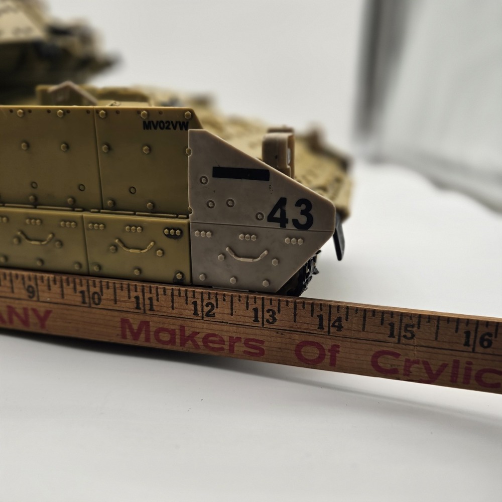 2007 Unimax Toys Bravo Team M3A2 Bradley Desert Camo READ - Picture 6 of 16